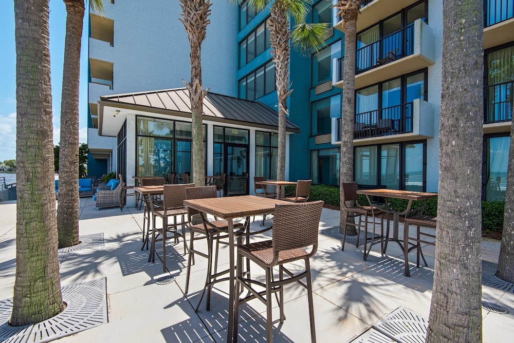 Bayside Inn 6770