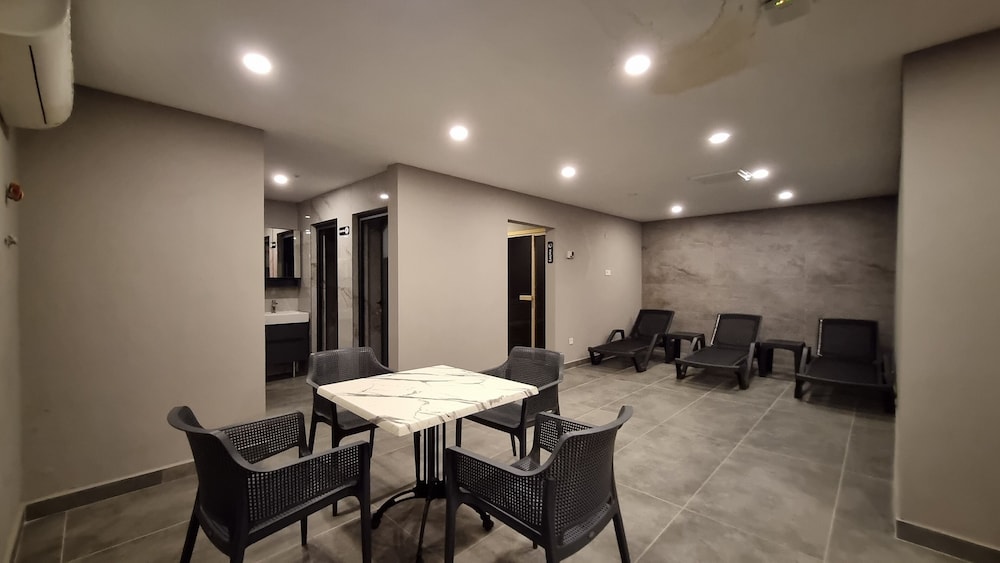 Elite City 3 Luxury Residence