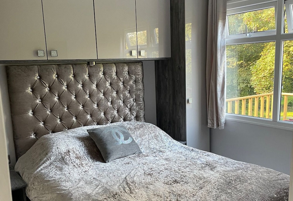 Jjslodge Luxury Chalet in Kilkhampton Bude view 3