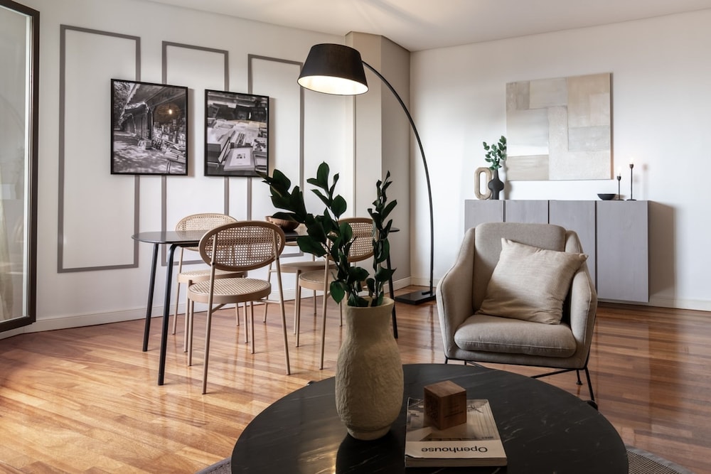 Lineal - 2 Bedrooms and Balcony in Goya