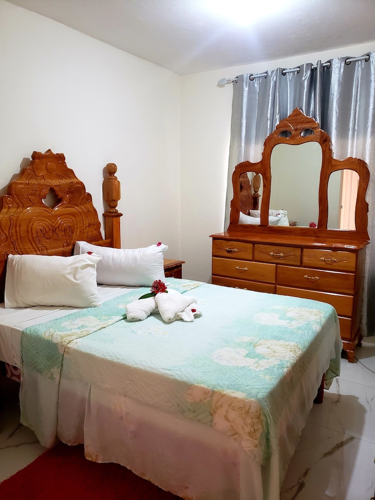 Chateau's Tranquil Apartments
