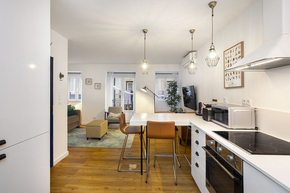 Green Street 1-Bed Perfect To Explore Lisbon