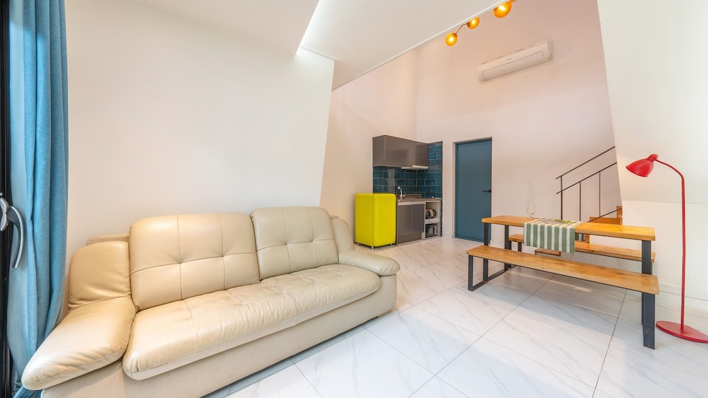 Gangneung Nineone Pet Pension