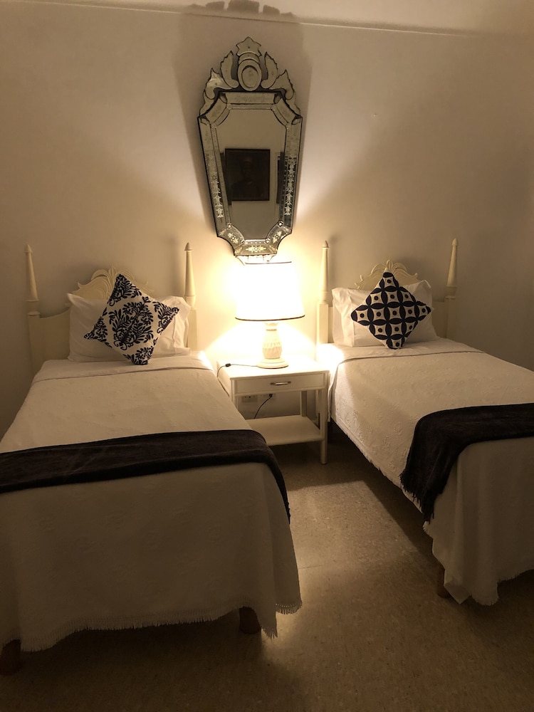 Captivating 3-bed Villa in Montego Bay view 2