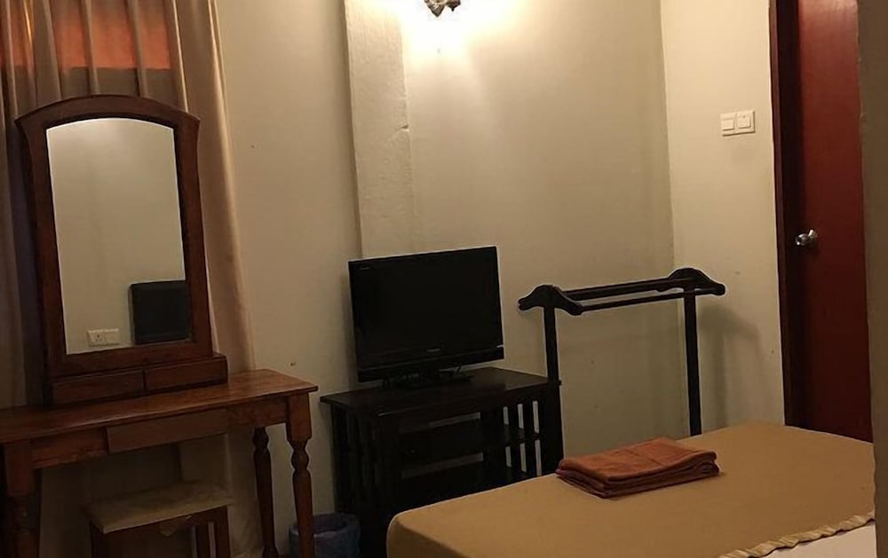 Traders Villa