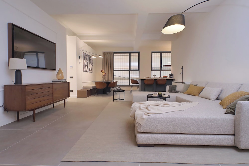 Crispi Loft