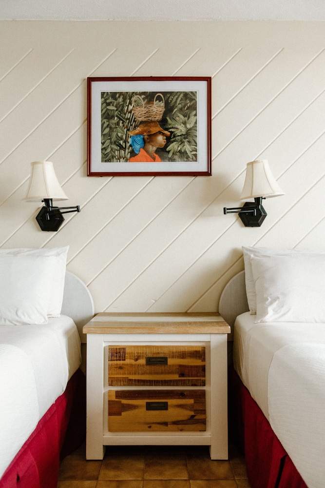 Hotel on the Cay - Property Image 10
