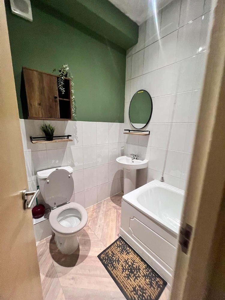 Southampton retreat-Hot Tub-Pool-Parking