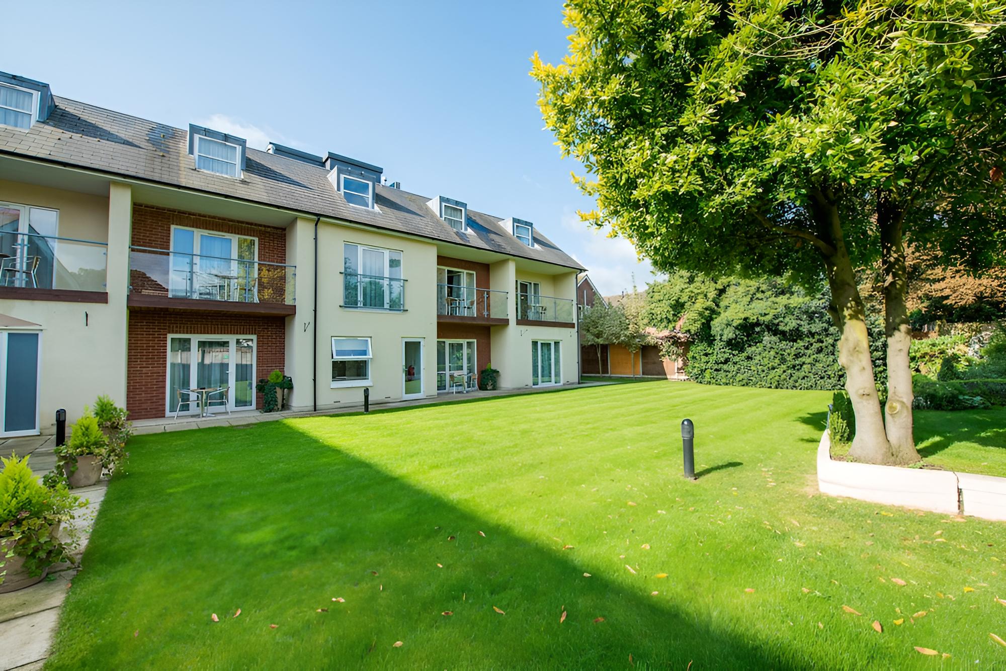 Stanwell Hotel by Mercure view 4