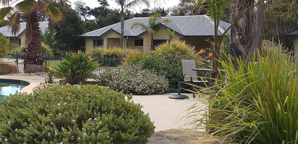 Island Cove Villas