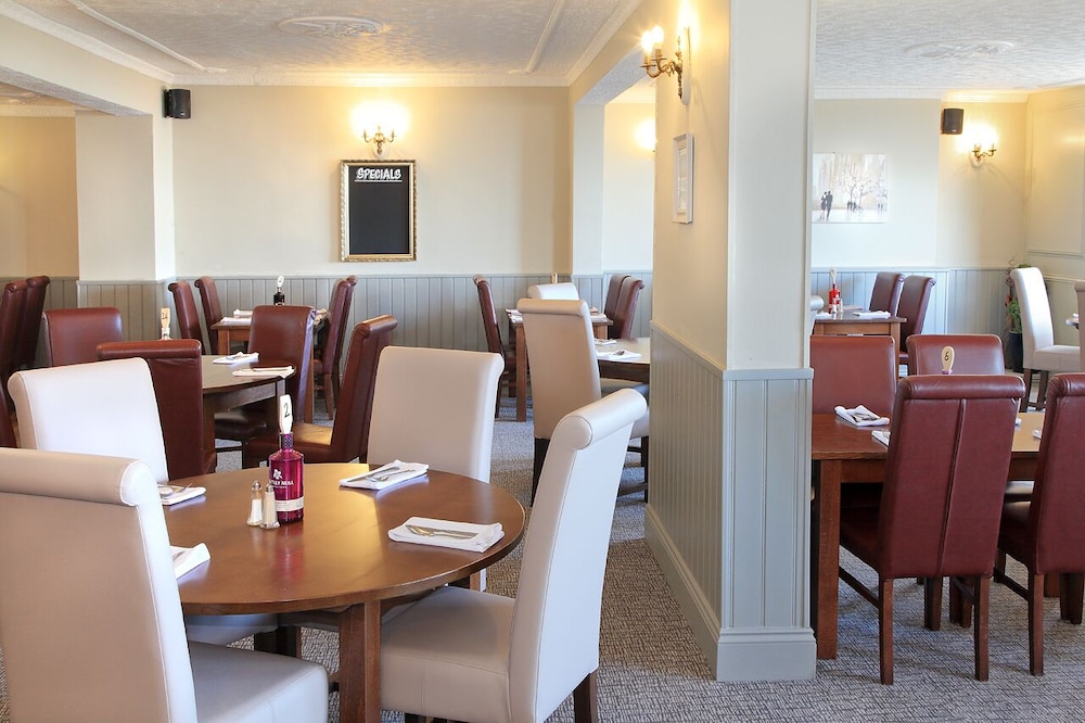 Hartlepool Vacations - The Marine Hotel - Property Image 12