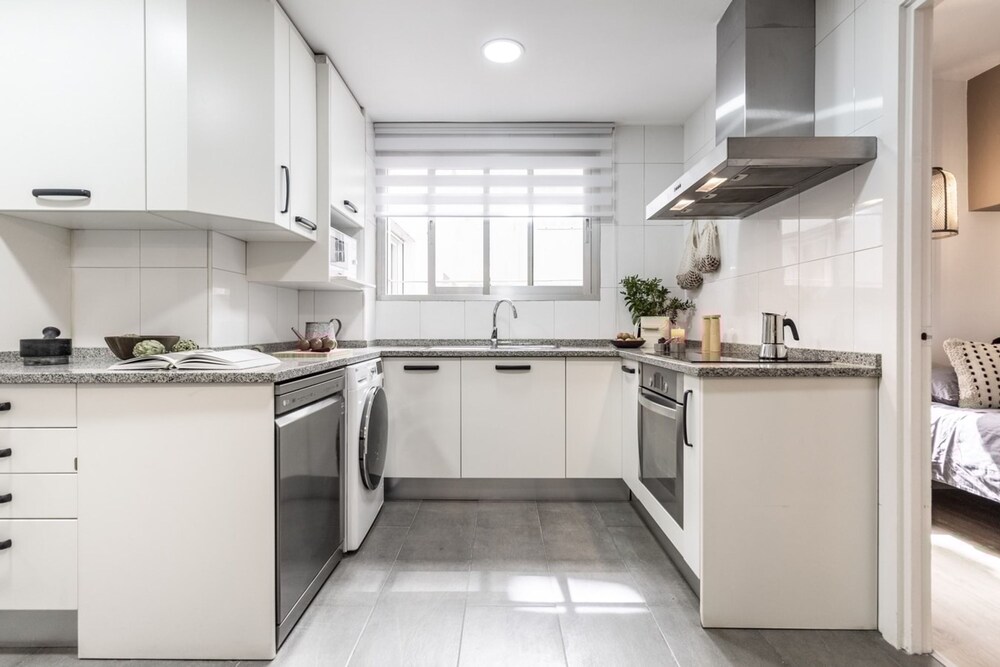 Arties - 4 Bedrooms Apartment in Almagro