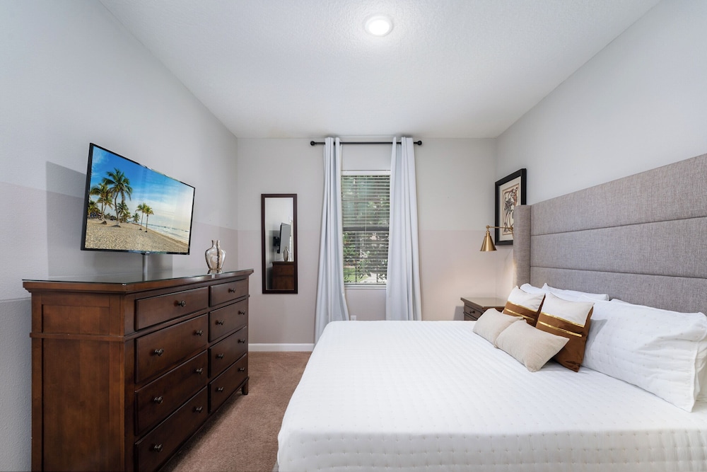 9BR Family Villa Pool Near Disney