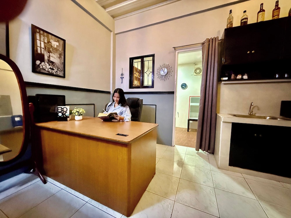 Axon Cozy Modern House #B Near The Walking Street