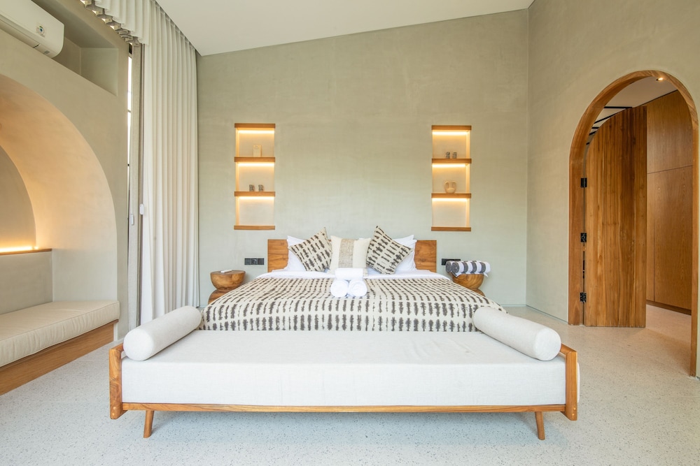 Villa Serai 5br to the Beach