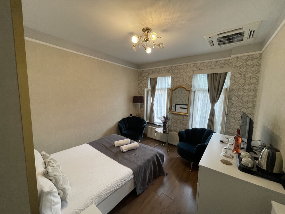 Moda Suit - Image 83