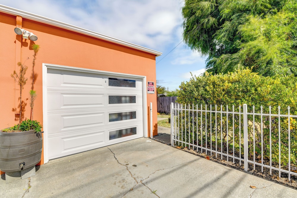 Easy SF Bay Access: Updated San Pablo Duplex
