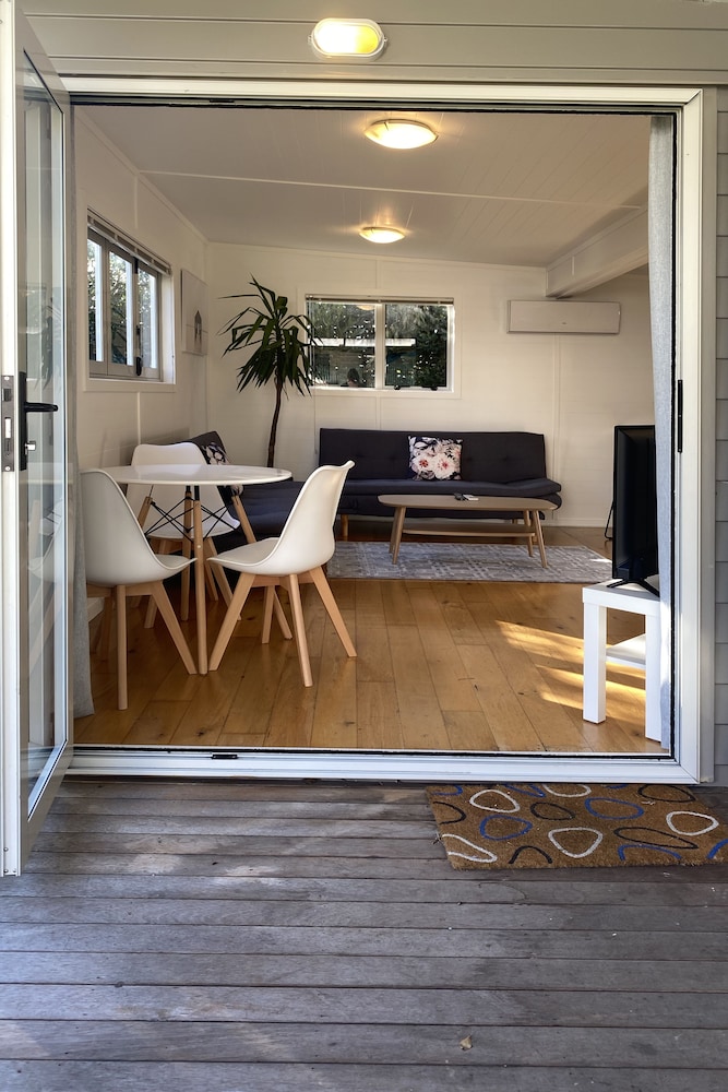 Awesome Mt Eden 1BR Unit - Wifi-Carpark view 2