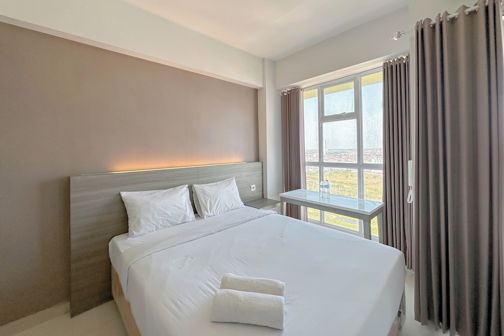 Good Deal Stunning Studio (No Kitchen) At Taman Melati Surabaya Apartment