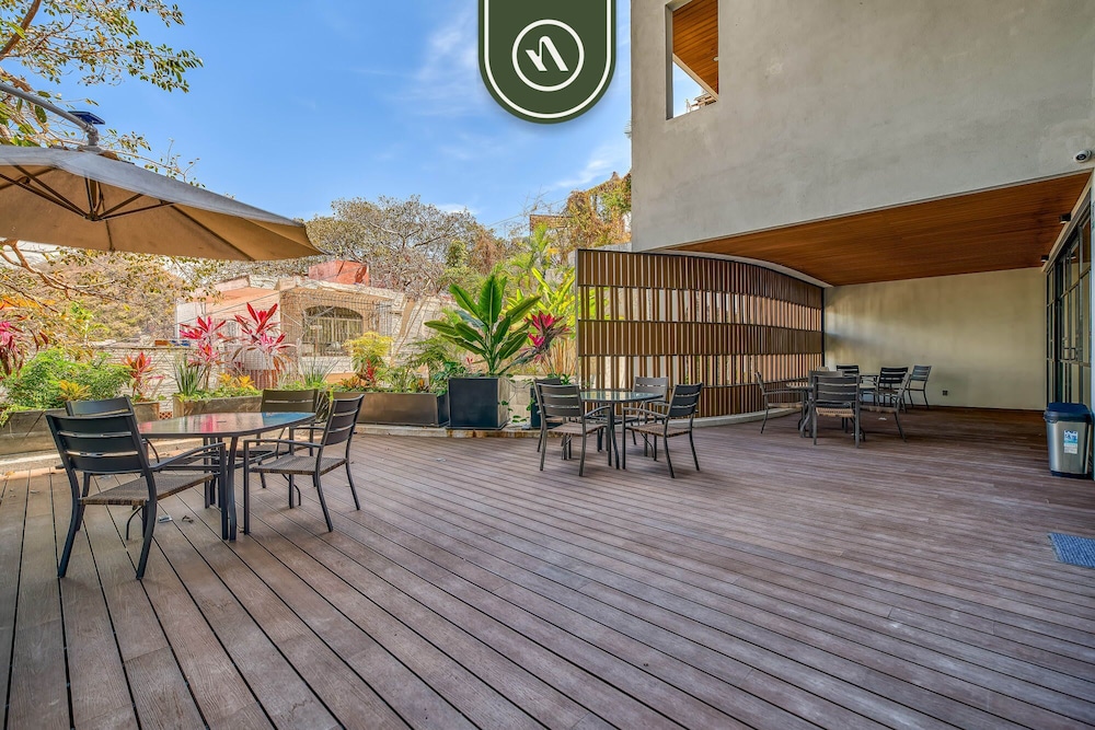 New 2BR Condo in Zona Romantica - Rooftop Pool