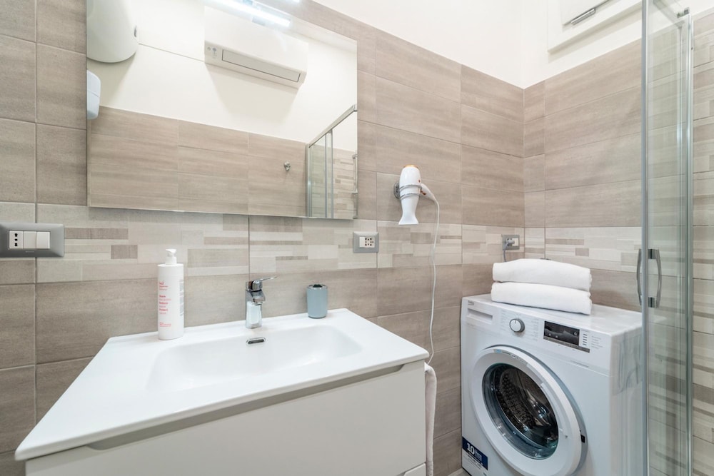 Modern Apartment in Via Carloni by Wonderful Italy