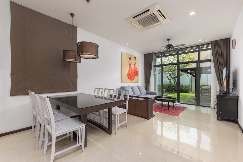 Onyx Villas by TropicLook