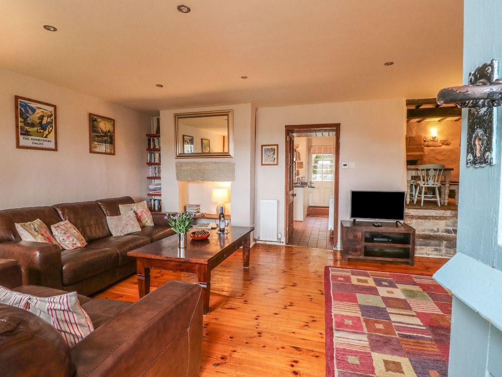 Holly Cottage