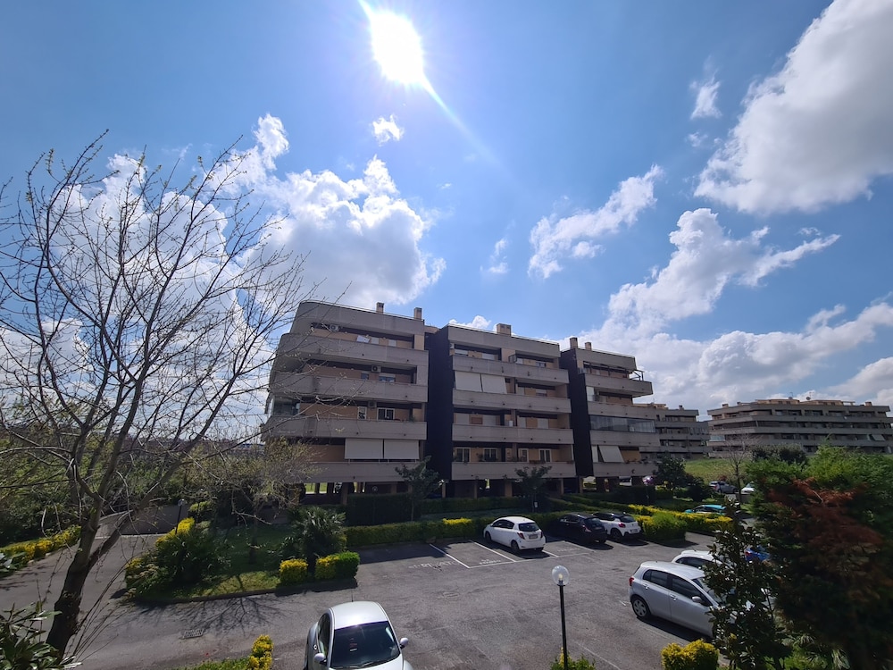 Rooms And Comfort Apartment