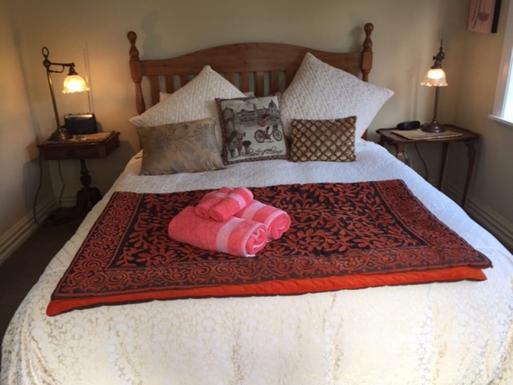 Anglesea House Inn