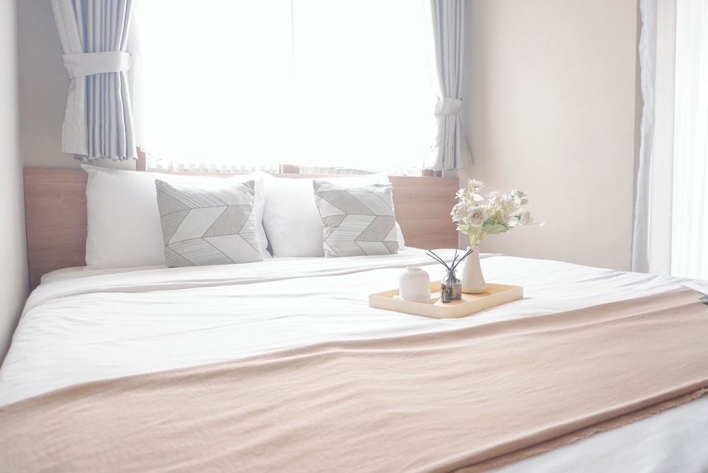 Comfortable Studio Room at LRT City Jatibening