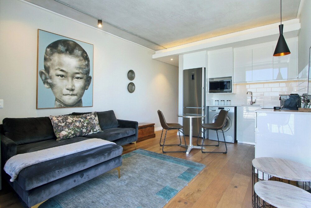 Docklands Deluxe Apartments by ITC Hospitality