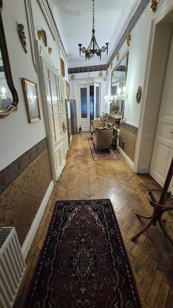 Imre Guest House