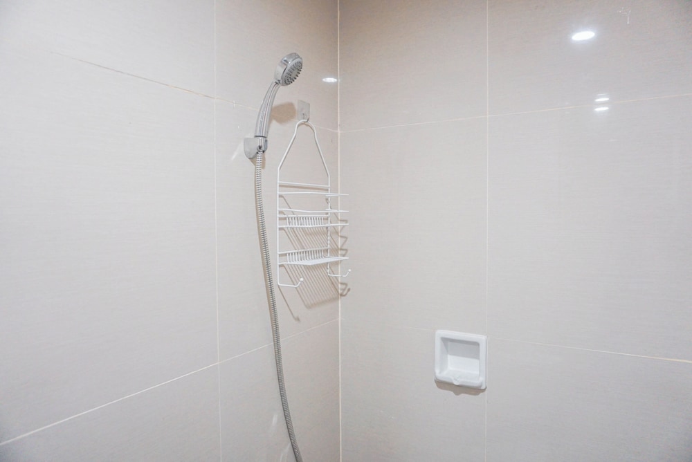 Good And Warm Studio Loft At Apple 1 Condovilla Apartment