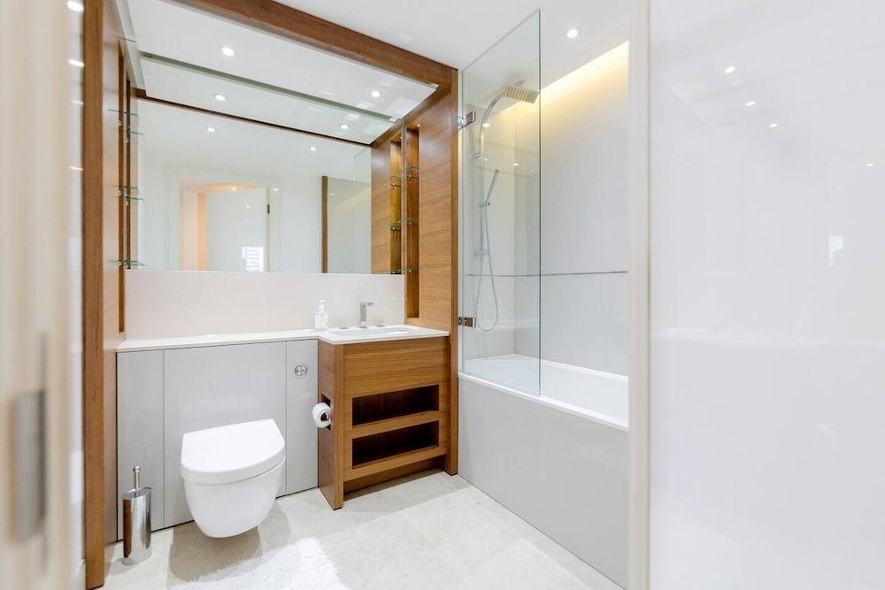 Battersea Reach Luxury Apartments