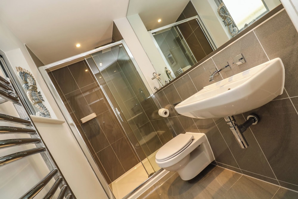 Apartment 3 Fistral Beach