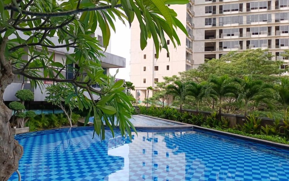 Comfortable And Homey Studio Room Parkland Avenue Apartment