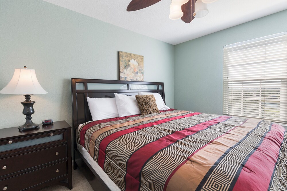 Pineapple Palms by VillaDirect - Image 3