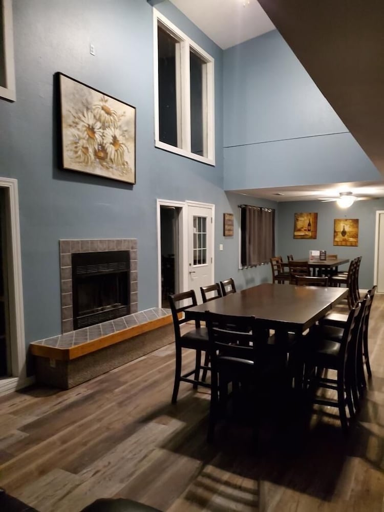 meeting & event spaces