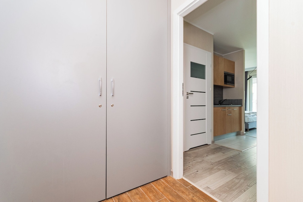 Amber Port 12B by Grand Apartments