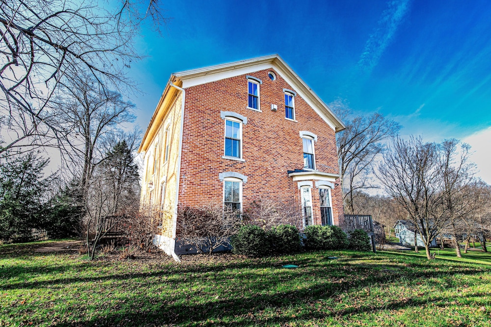 Furness Mansion - Property Image 24