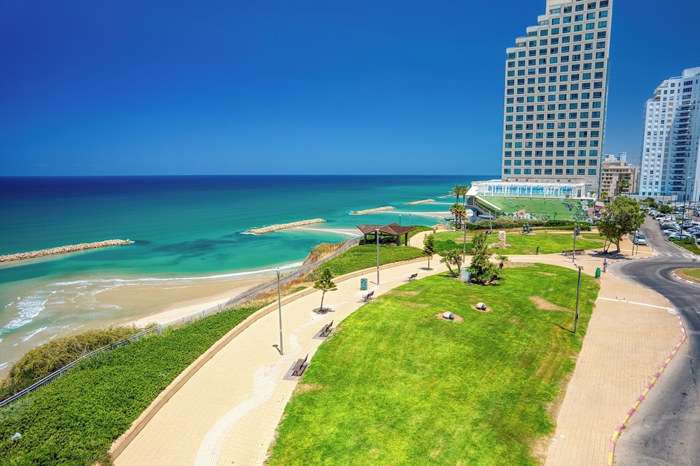 Poleg Beach Seaview Stay by Sea N' Rent
