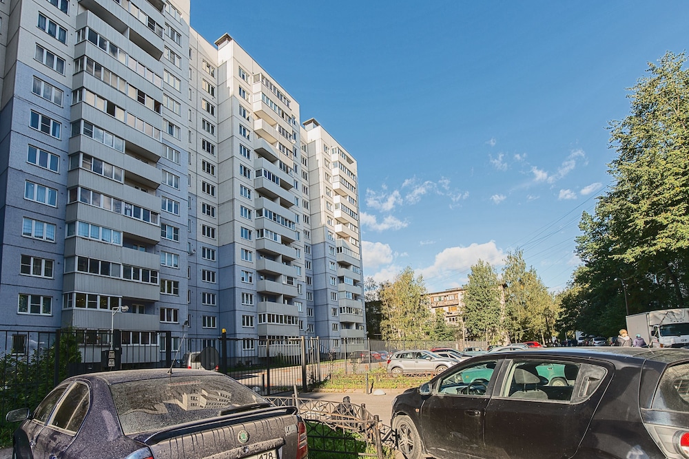 FlatHome24 near Metro Dybenko