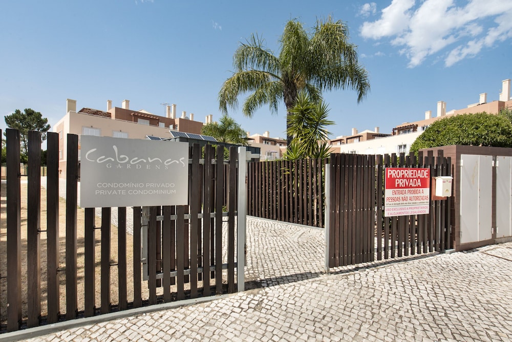 CG 73C - Penthouse - Cabanas Gardens