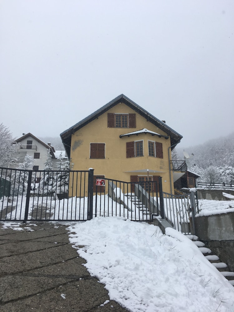 Photo 8