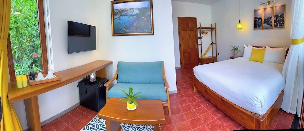 Blue Tropical House Hoi An