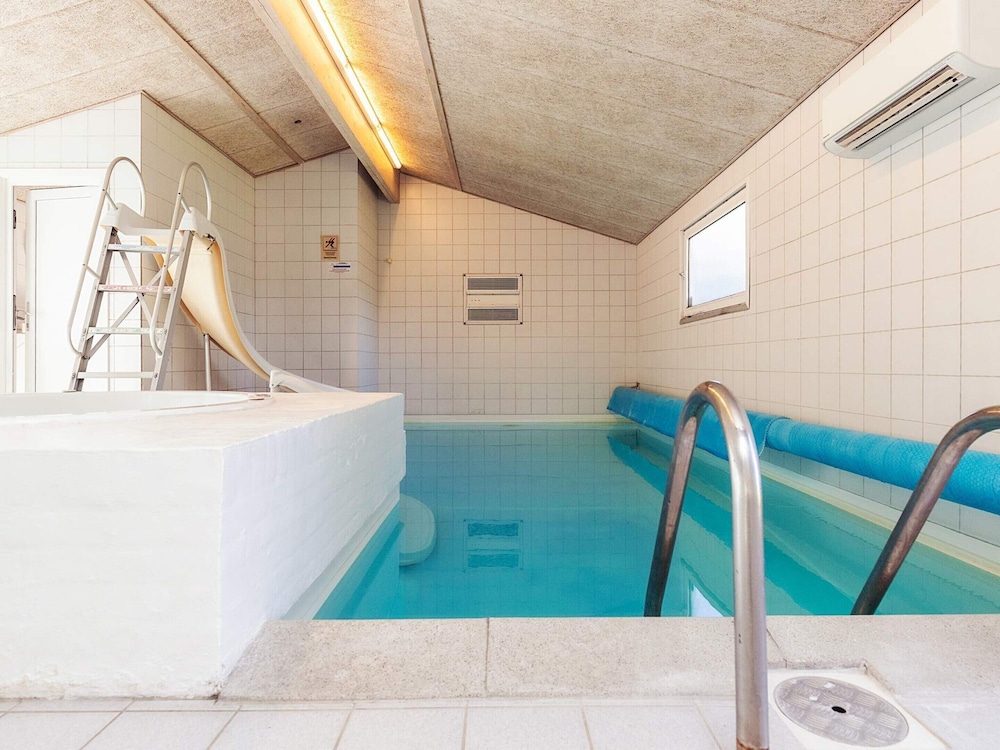 4 Star Holiday Home in Vaeggerlose