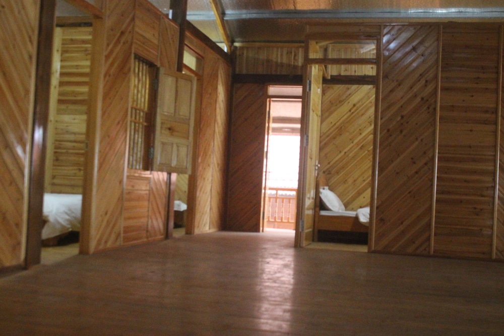 Photo 34