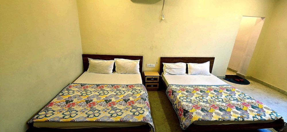 Sunrise Hotel & Restaurant