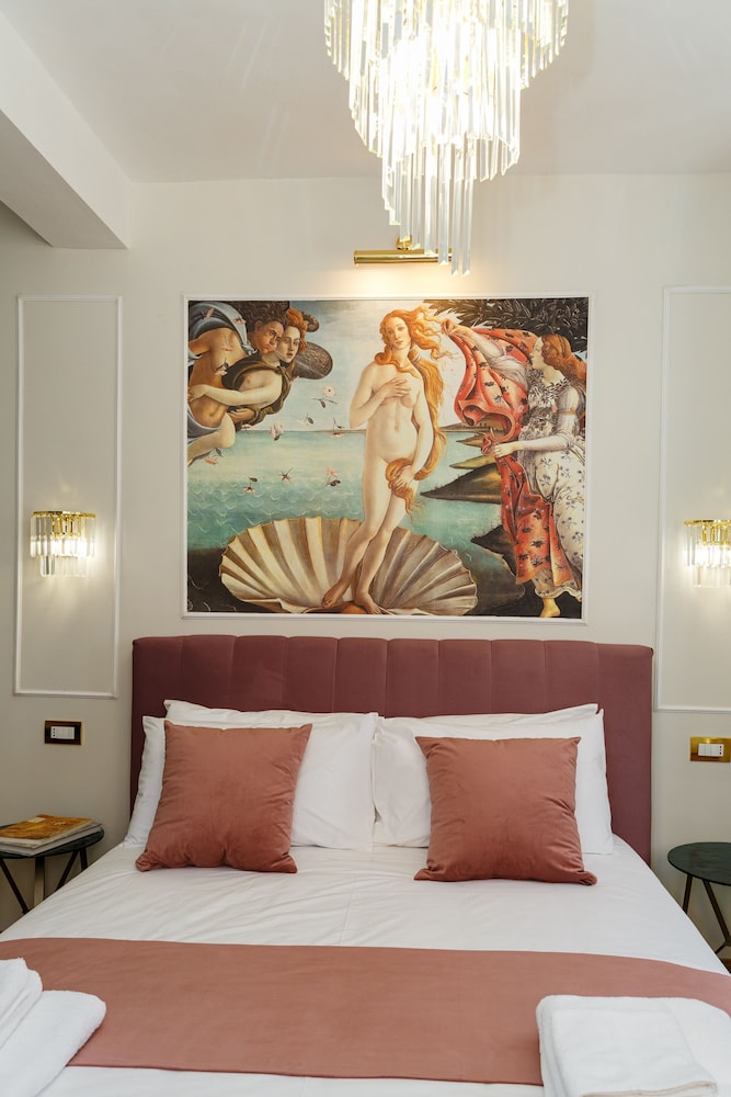 Golden palace luxury guest house