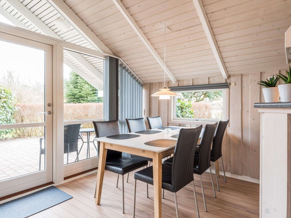 6 Person Holiday Home in Oksbol